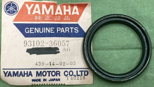 NEW GENUINE YAMAHA 93102-36057 OIL SEAL SD-TYPE TRANSMISSION