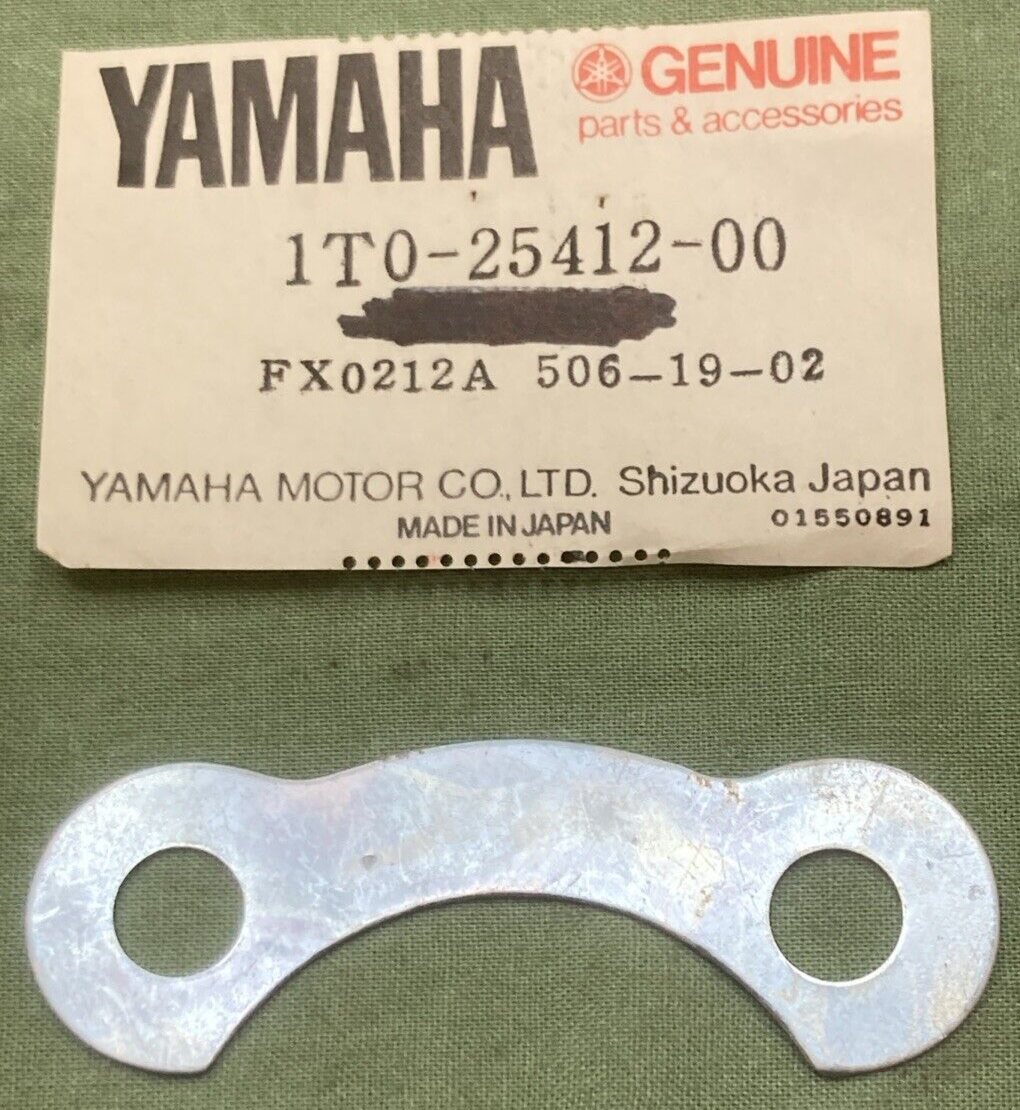 NEW GENUINE YAMAHA 1T0-25412-00 WASHER WHEEL REAR SPROCKET LOCK