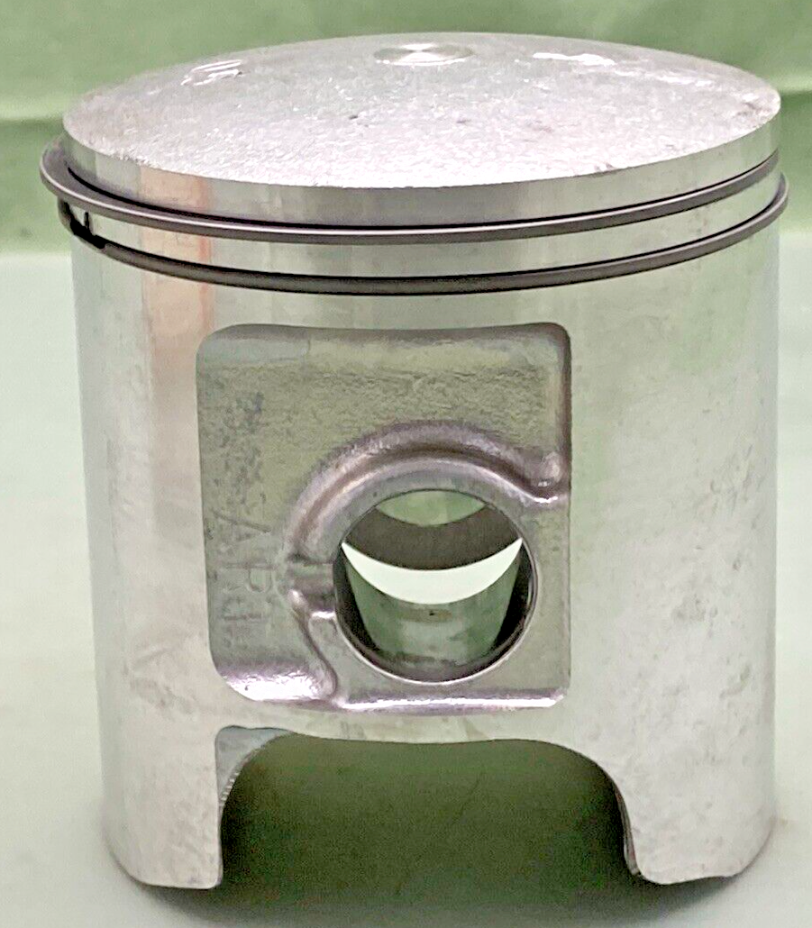 NEW GENUINE SUZUKI 12110-41603-050 PISTON