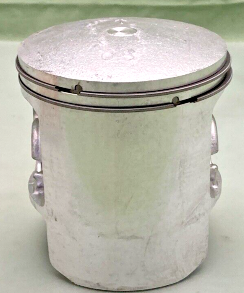 NEW GENUINE SUZUKI 12110-41603-050 PISTON