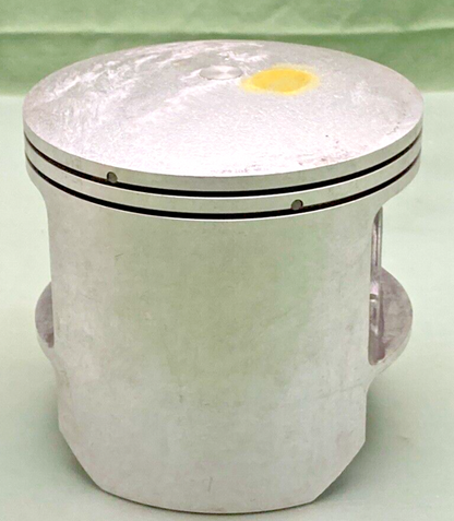 NEW GENUINE SUZUKI 12110-40901-025 PISTON