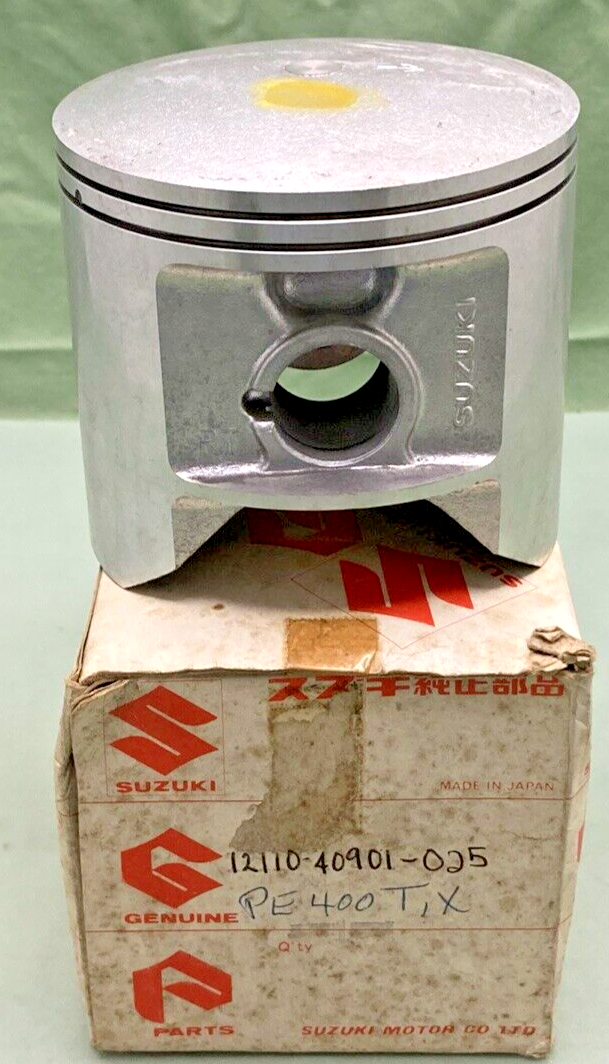 NEW GENUINE SUZUKI 12110-40901-025 PISTON