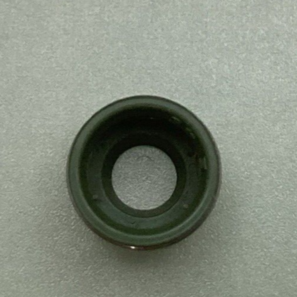 NEW GENUINE YAMAHA 33M-12119-00 VALVE STEM SEAL