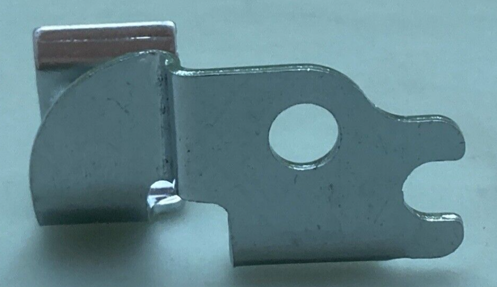 NEW GENUINE YAMAHA 42X-25876-00 HOLDER BRAKE HOSE 2