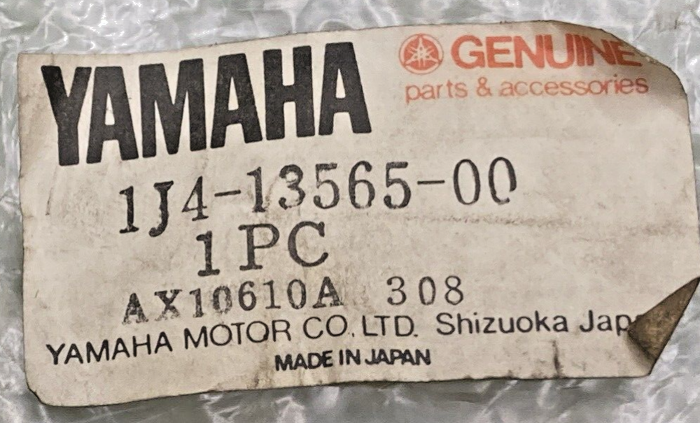 NEW GENUINE YAMAHA 1J4-13565-00 JOINT, CARBURETOR