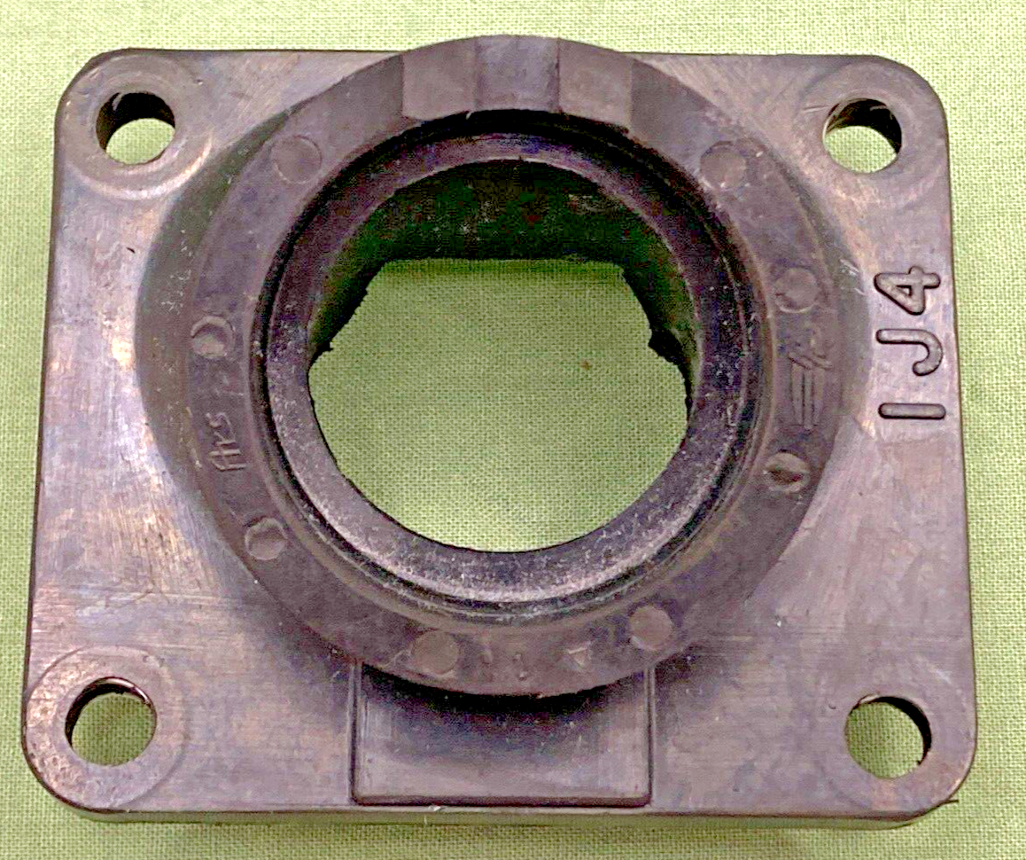 NEW GENUINE YAMAHA 1J4-13565-00 JOINT, CARBURETOR