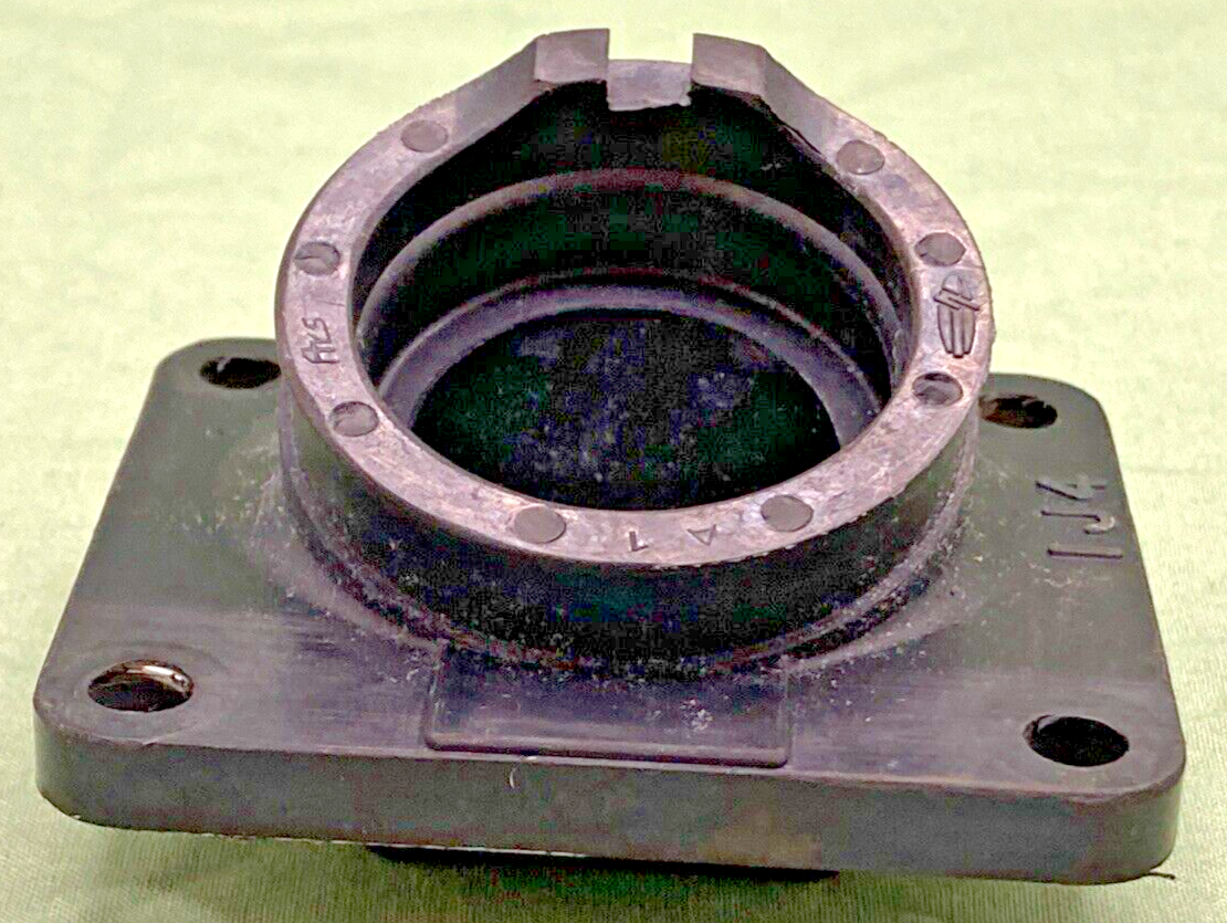 NEW GENUINE YAMAHA 1J4-13565-00 JOINT, CARBURETOR