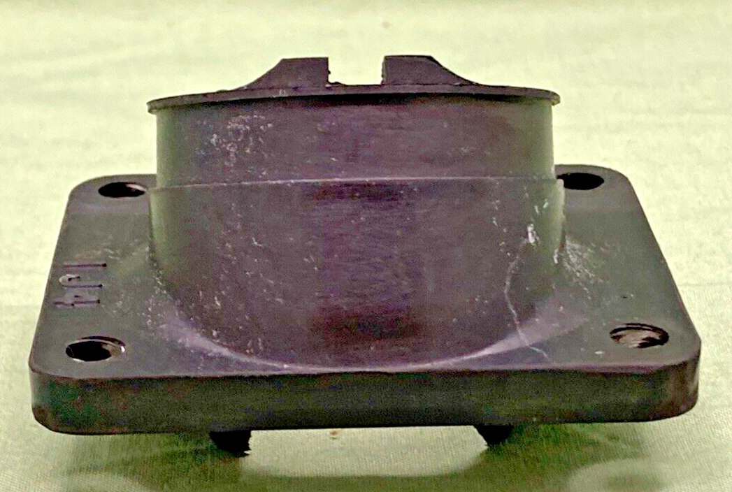 NEW GENUINE YAMAHA 1J4-13565-00 JOINT, CARBURETOR