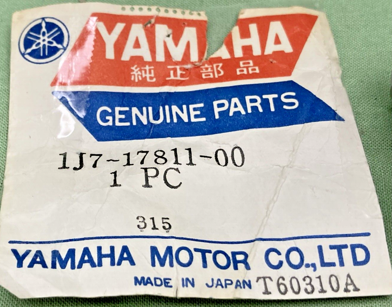 NEW GENUINE YAMAHA 1J7-17811-00 HOUSING TACH GEAR