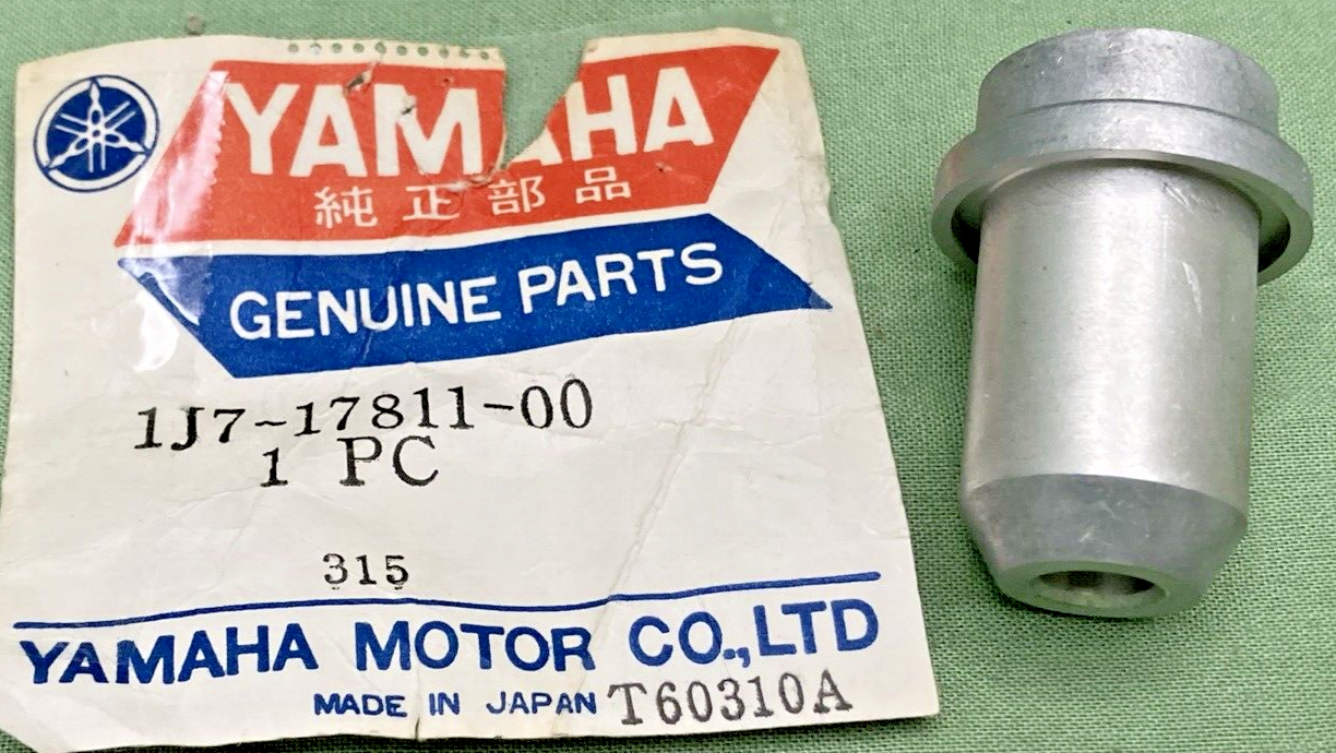 NEW GENUINE YAMAHA 1J7-17811-00 HOUSING TACH GEAR