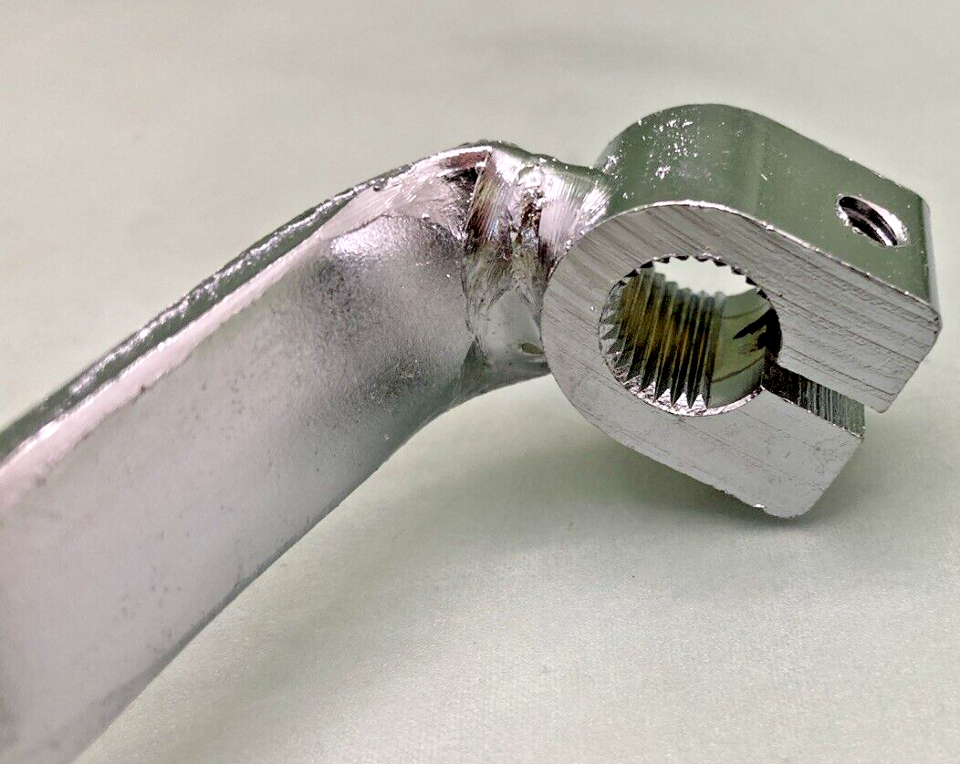 NEW GENUINE YAMAHA 560-18111-00-93 VIRAGO 500 XV500 SHIFTER PEDAL