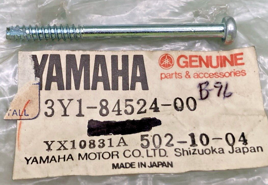 QTY 3NEW GENUINE YAMAHA 3Y1-84524-00 LENS FITTING SCREW