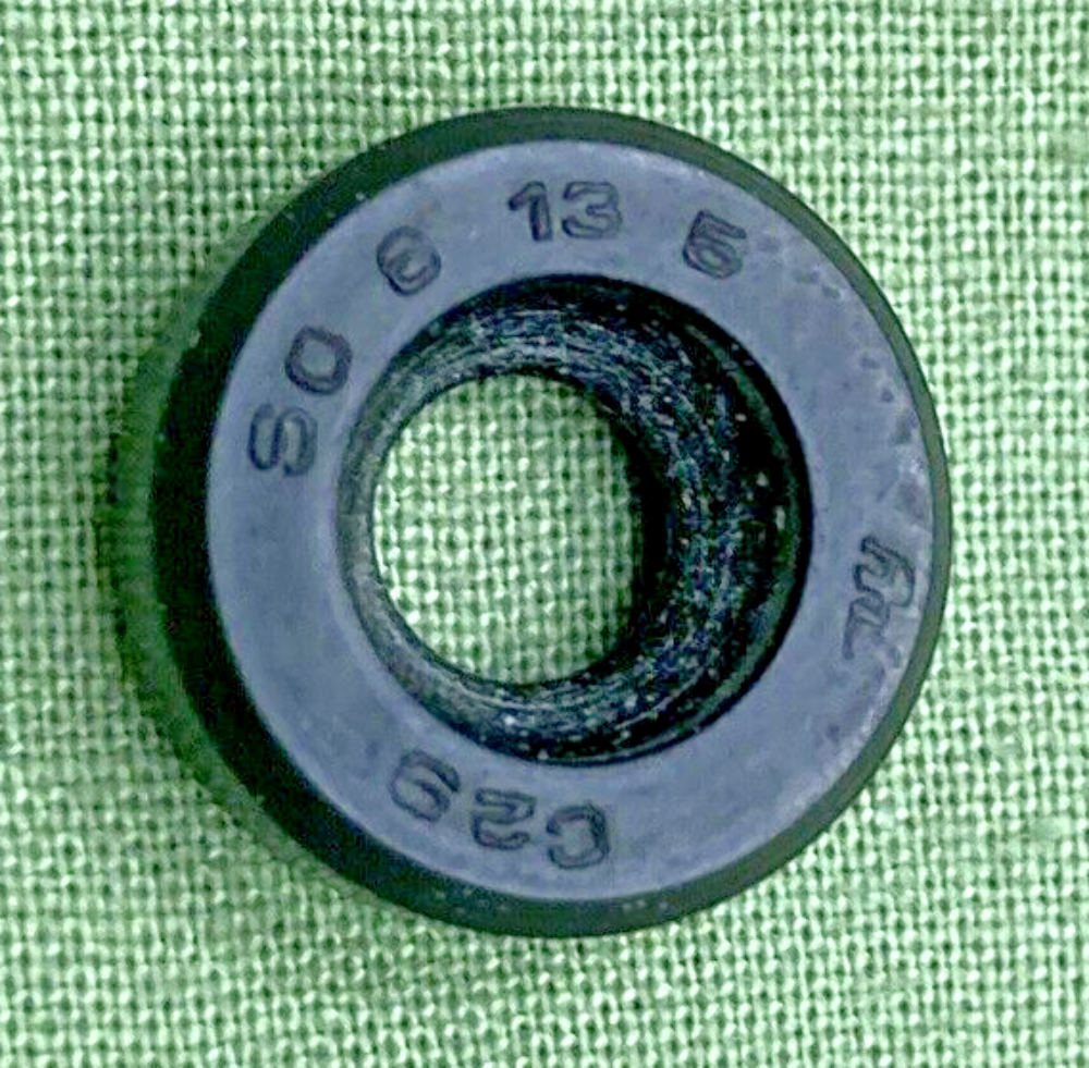 NEW GENUINE KAWASAKI 92050-050