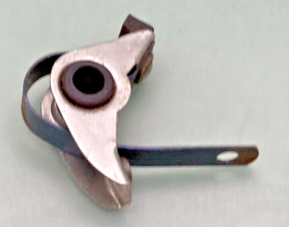 NEW REPLACES SUZUKI 33160-33010 POINT ASSEMBLY, GT380 1972