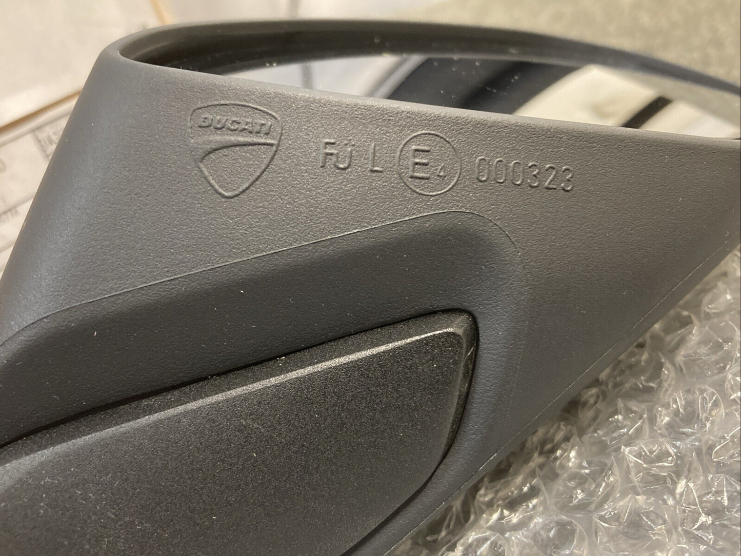 NEW GENUINE DUCATI 523S0283B REAR-VIEW MIRROR R.H.