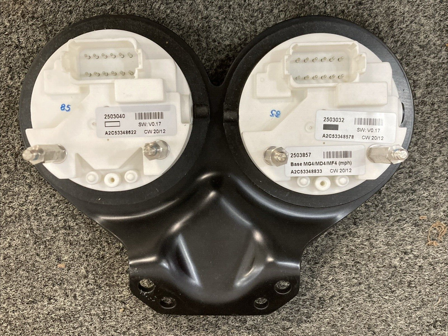 NEW GENUINE TRIUMPH T2503874 Instrument Assy, ME4, 130 MPH, 10000RPM Thruxton