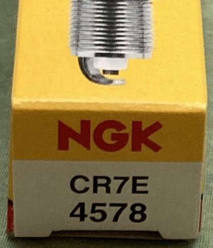 NEW NGK 4578 CR7E Nickel Spark Plug FOR ATV