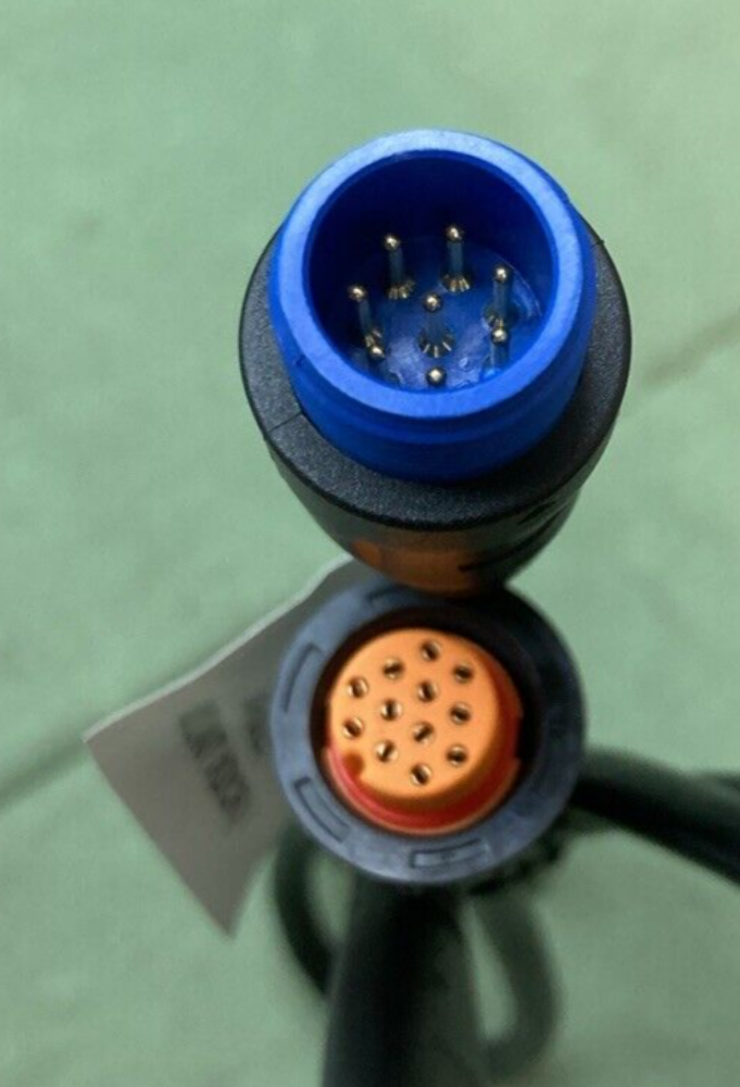 NEW GENUINE GARMIN 010-12445-33 CABLE FIBERGLASS BOAT ADAPTER TO 12-PIN SOUNDER