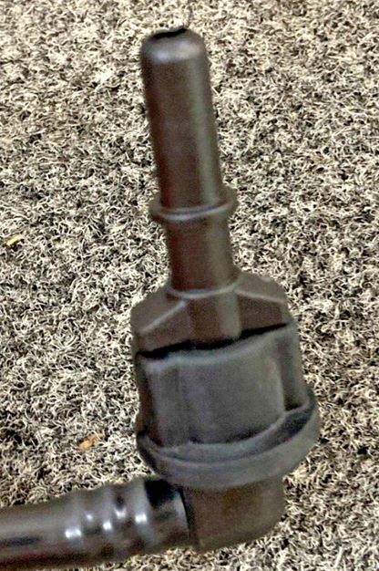 NEW GENUINE MERCURY 8M0128087 PURGE VENT ASSY