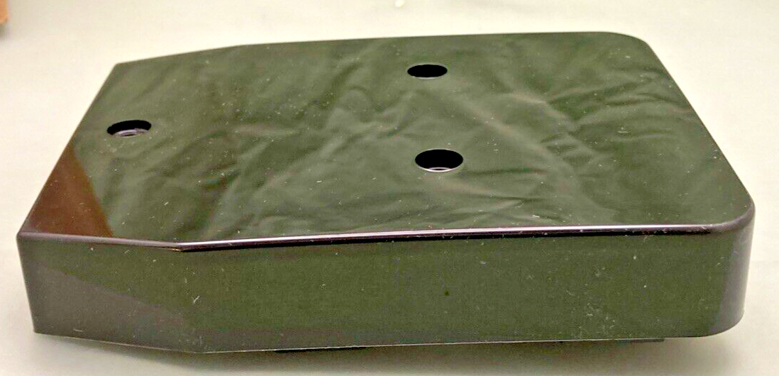 NEW GENUINE MERCURY 100-8M0148785 OIL OUTLET COVER