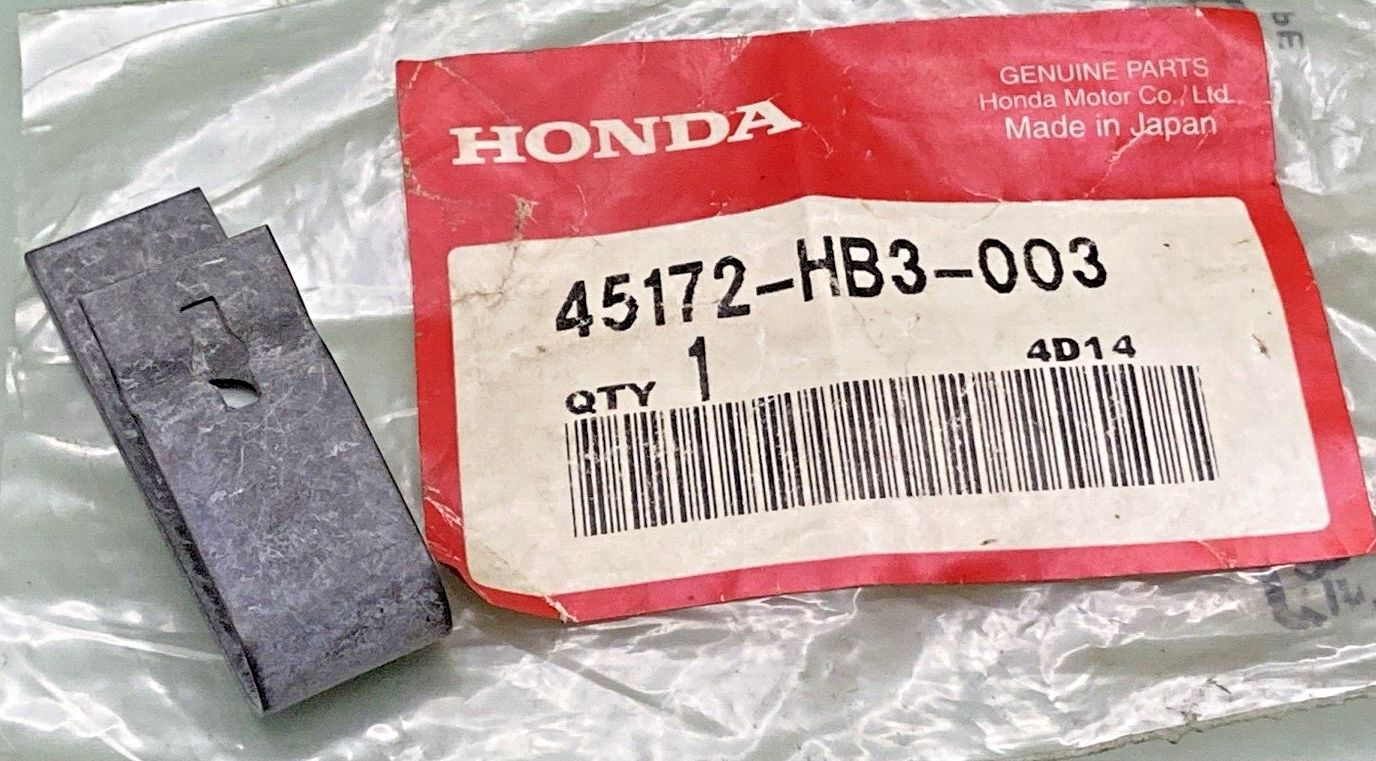 QTY 2 NEW GENUINE HONDA 45172-HB3-003 SPRING, SHOE HOLDER