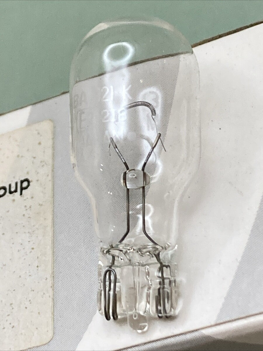 NEW GENUINE BMW 63217160935 Longlife Bulb 12V 16W 2003-2016 BMW-Motorrad