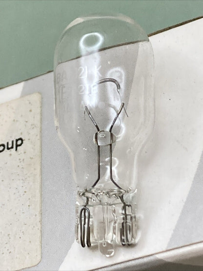 NEW GENUINE BMW 63217160935 Longlife Bulb 12V 16W 2003-2016 BMW-Motorrad