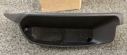 NEW GENUINE DUCATI 48421161AA RIGHT DUCT