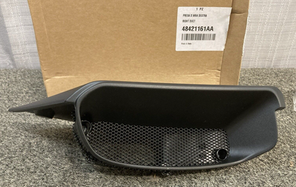NEW GENUINE DUCATI 48421161AA RIGHT DUCT