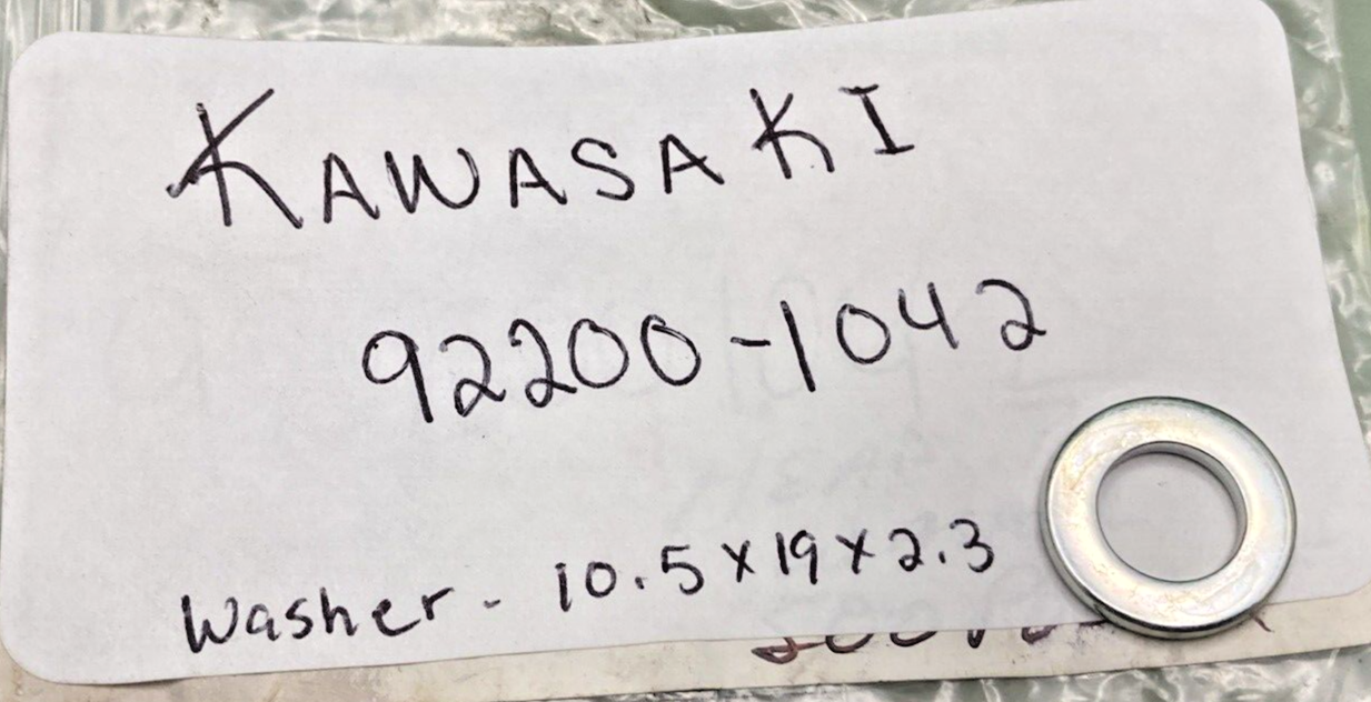 NEW REPLACES KAWASAKI 92200-1042 WASHER, 10.5X19X2.3