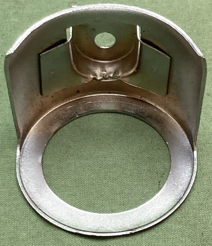 NEW GENUINE YAMAHA 256-23122-61 OUTER FORK COVER REFLECTOR STAY MOUNT CHROME