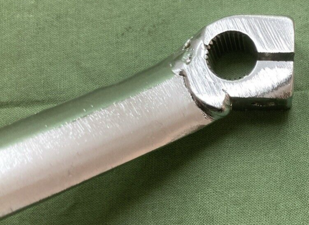 NEW GENUINE YAMAHA 2J2-18111-01 SHIFT PEDEL CHROME PLATED