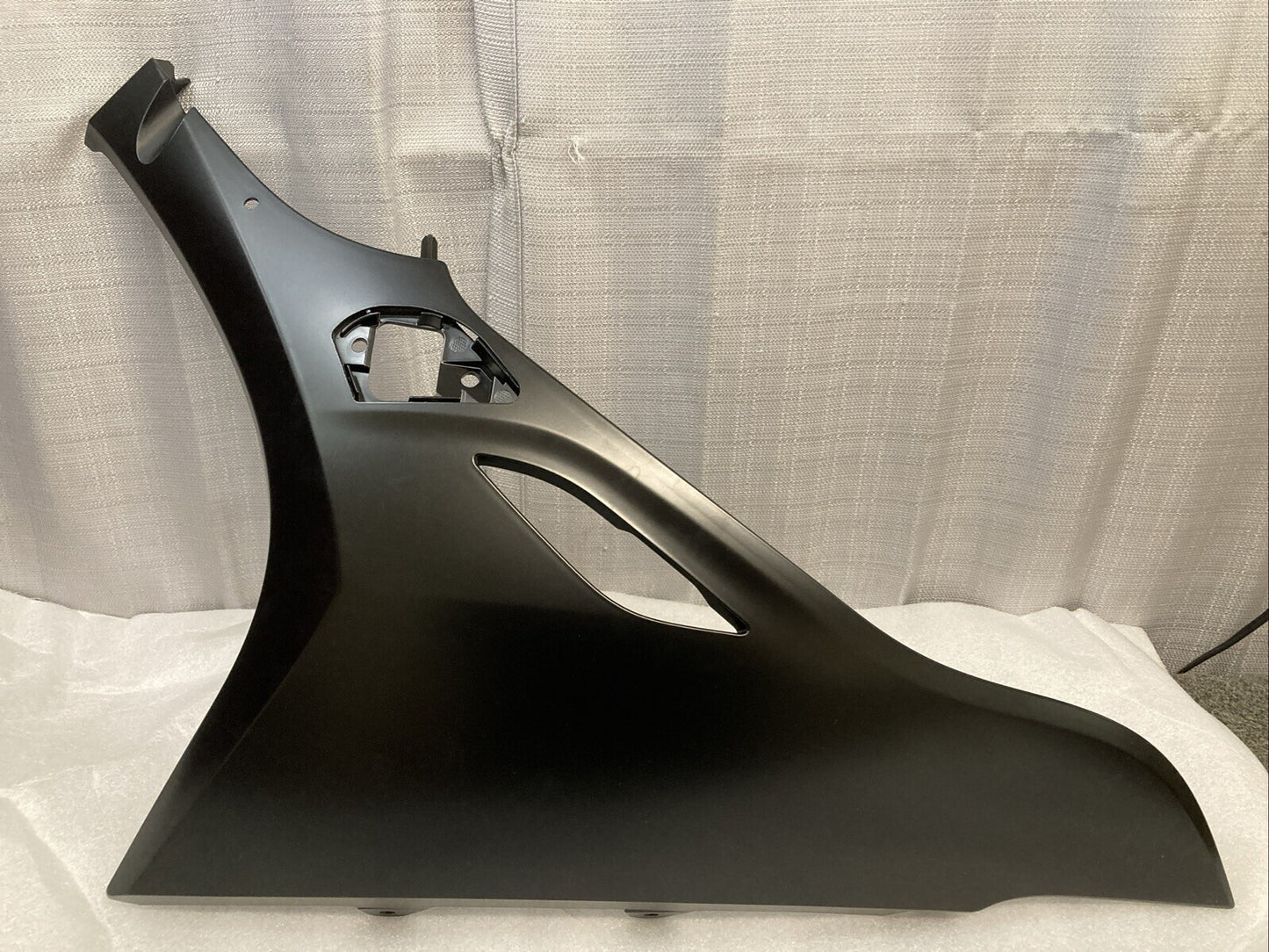 NEW GENUINE BMW 46638557479 Trunk trim, rear K 1600 BAGGER 2017-2018