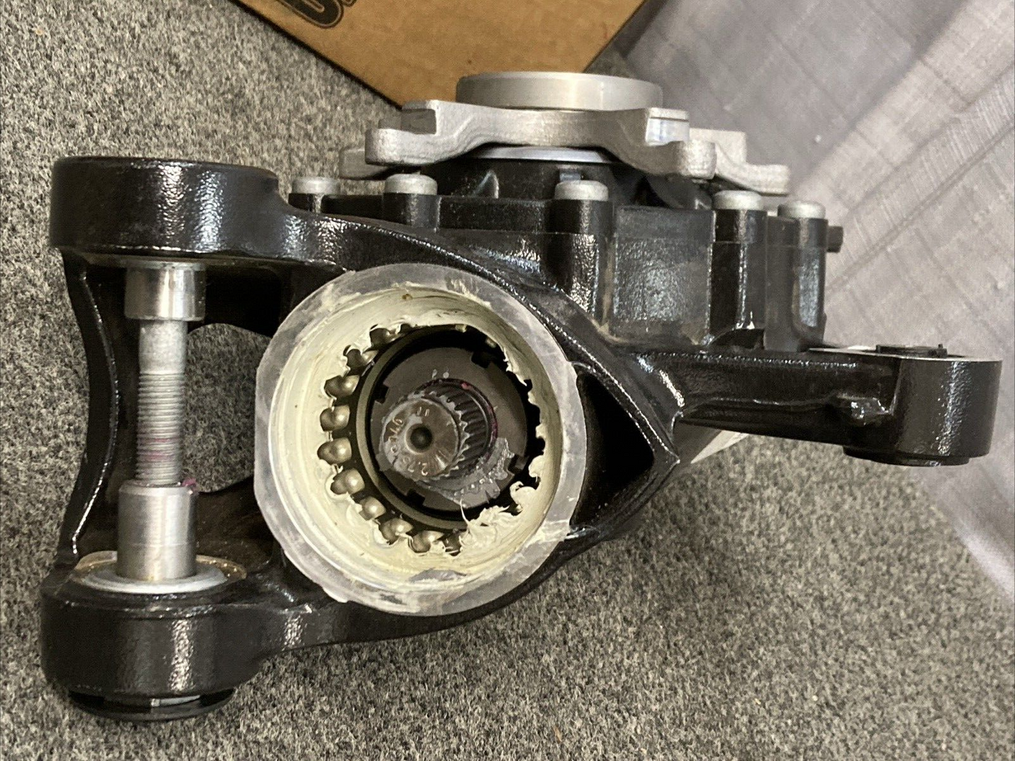 NEW GENUINE BMW 8536904AI01 DIFFERENTIAL K 1600 GT + GTL 2014