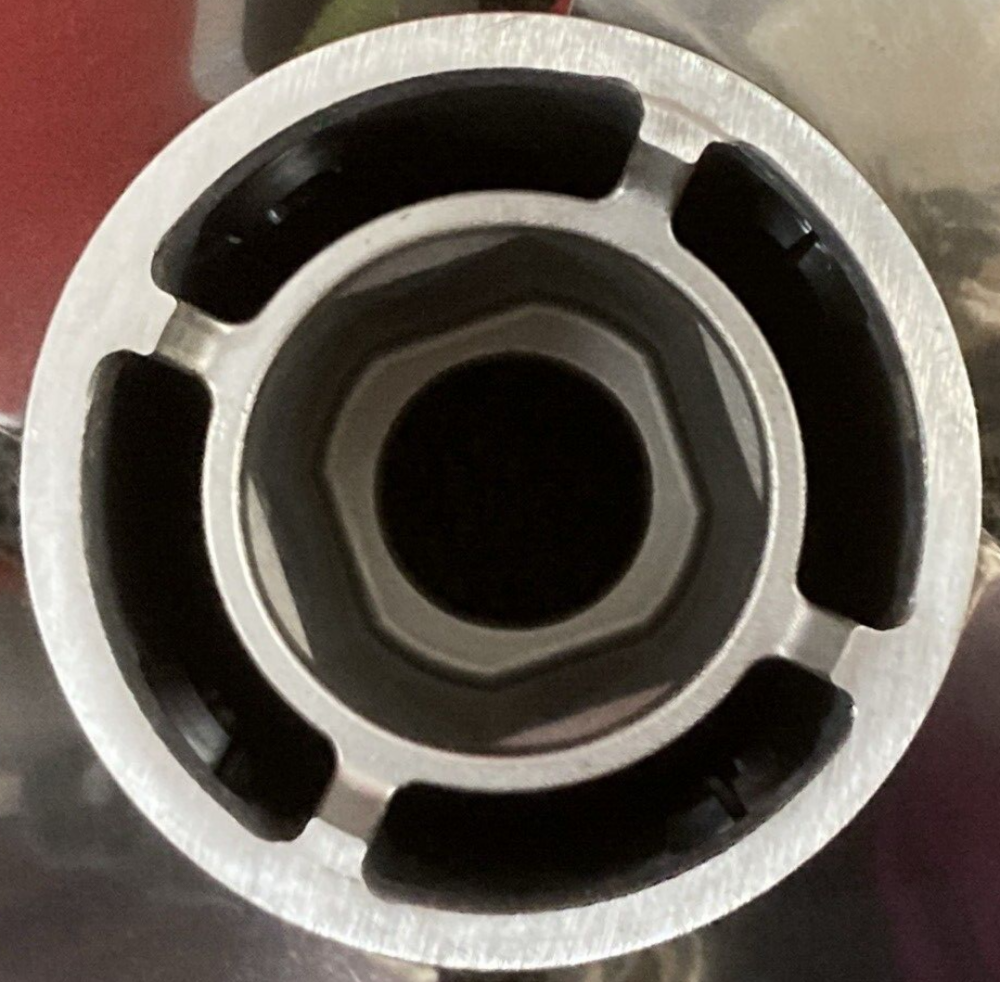 NEW GENUINE MERCURY 48-8M0055547 PROPELLER EXPRESS 4 BLADE RH 14"D 13" PITCH SS