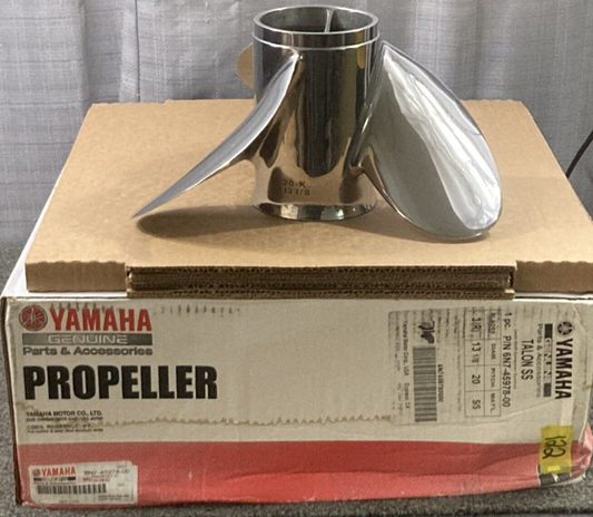 NEW GENUINE YAMAHA 6N7-45978-00 PROPELLER 3-BLADE RH 13-1/8"D 20" PITCH SS