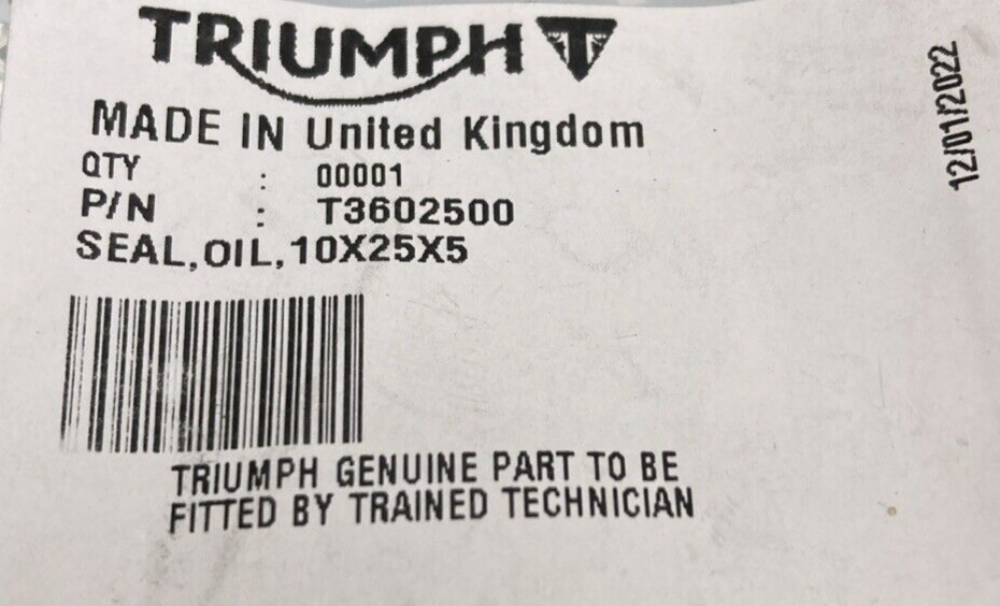 NEW GENUINE TRIUMPH T3602500  Oil Seal, 10 X 25 X 5