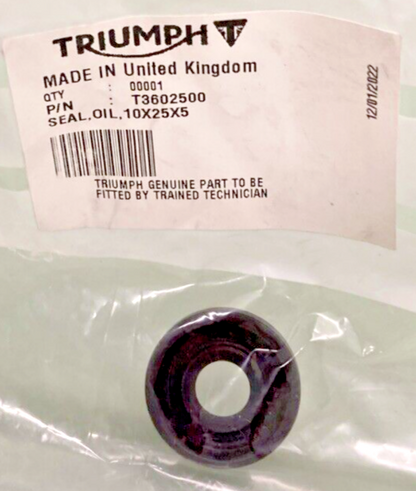 NEW GENUINE TRIUMPH T3602500  Oil Seal, 10 X 25 X 5