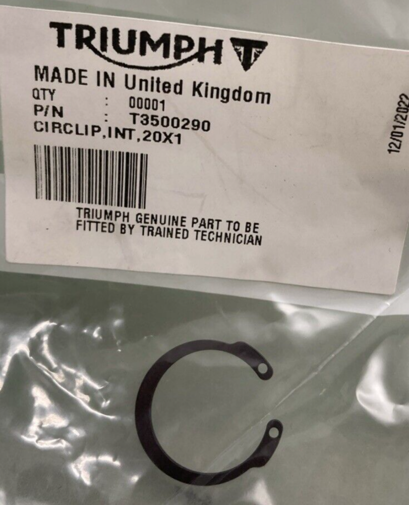 NEW GENUINE TRIUMPH T3500290 Circlip, Int, 20 X 1
