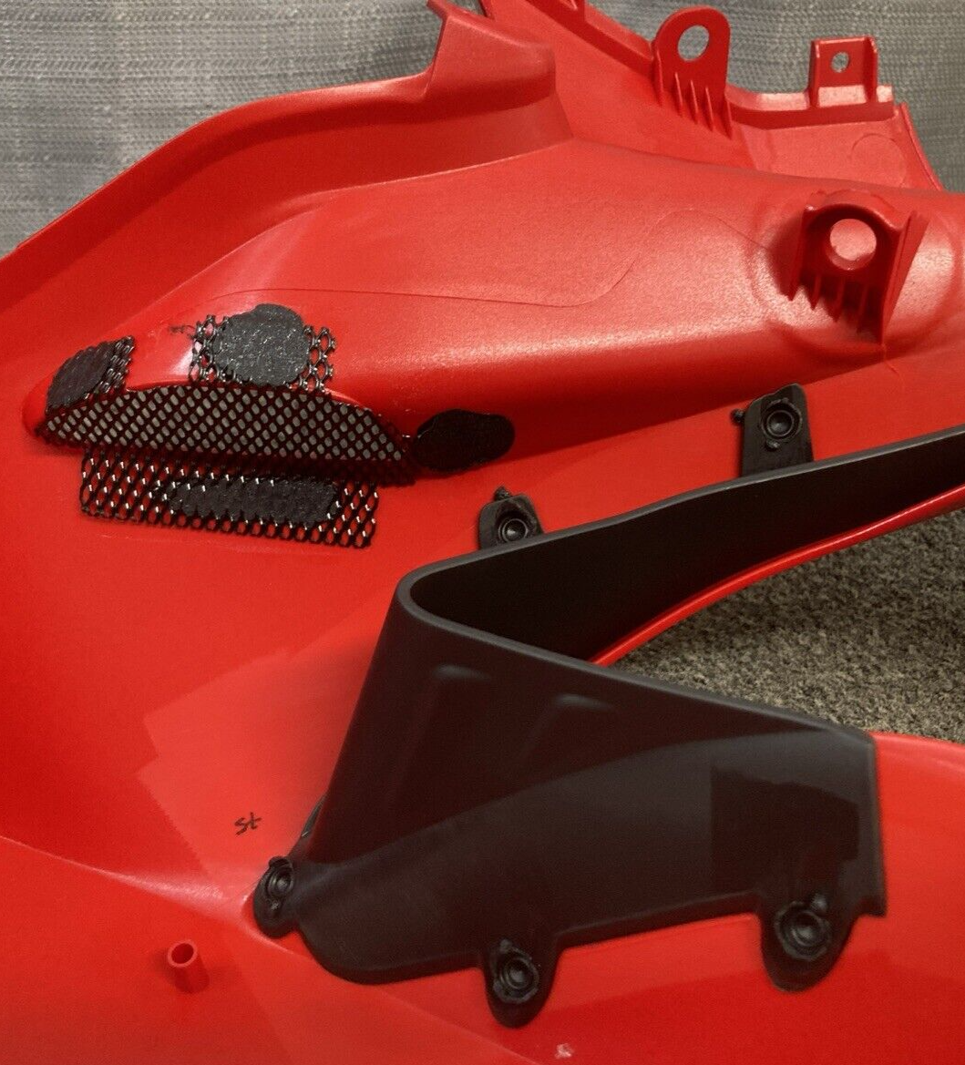 NEW GENUINE DUCATI 4801B671AB FAIRING PANEL UPPER RIGHT PANIGALE RED