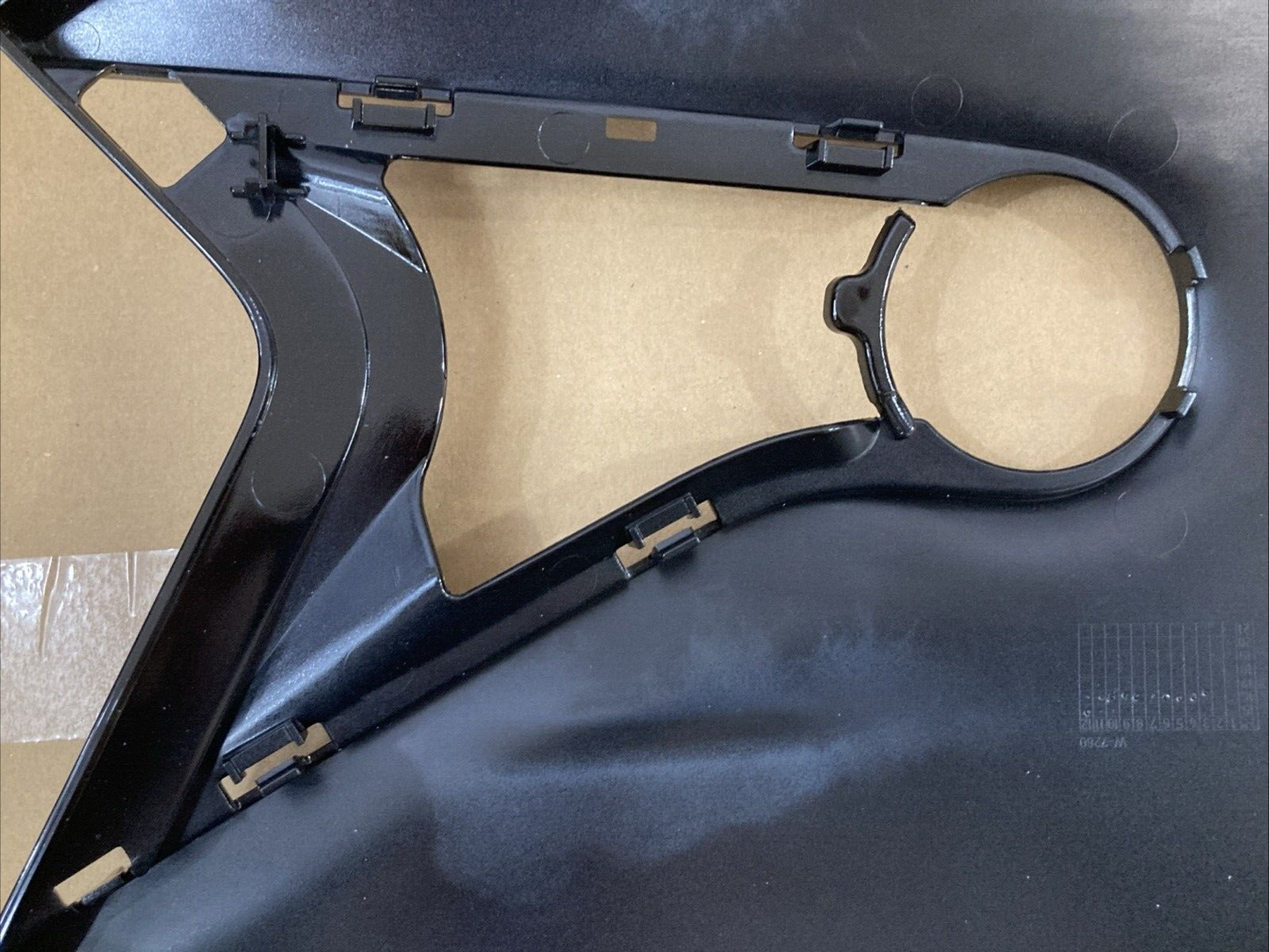 NEW GENUINE BMW 46638393427 SIDE TRIM PANEL BAGGER UPPER LEFT BLACKSTORM