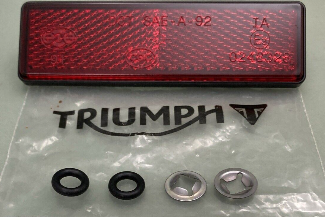 NEW GENUINE TRIUMPH T2706969  Red Rear Deflector Kit
