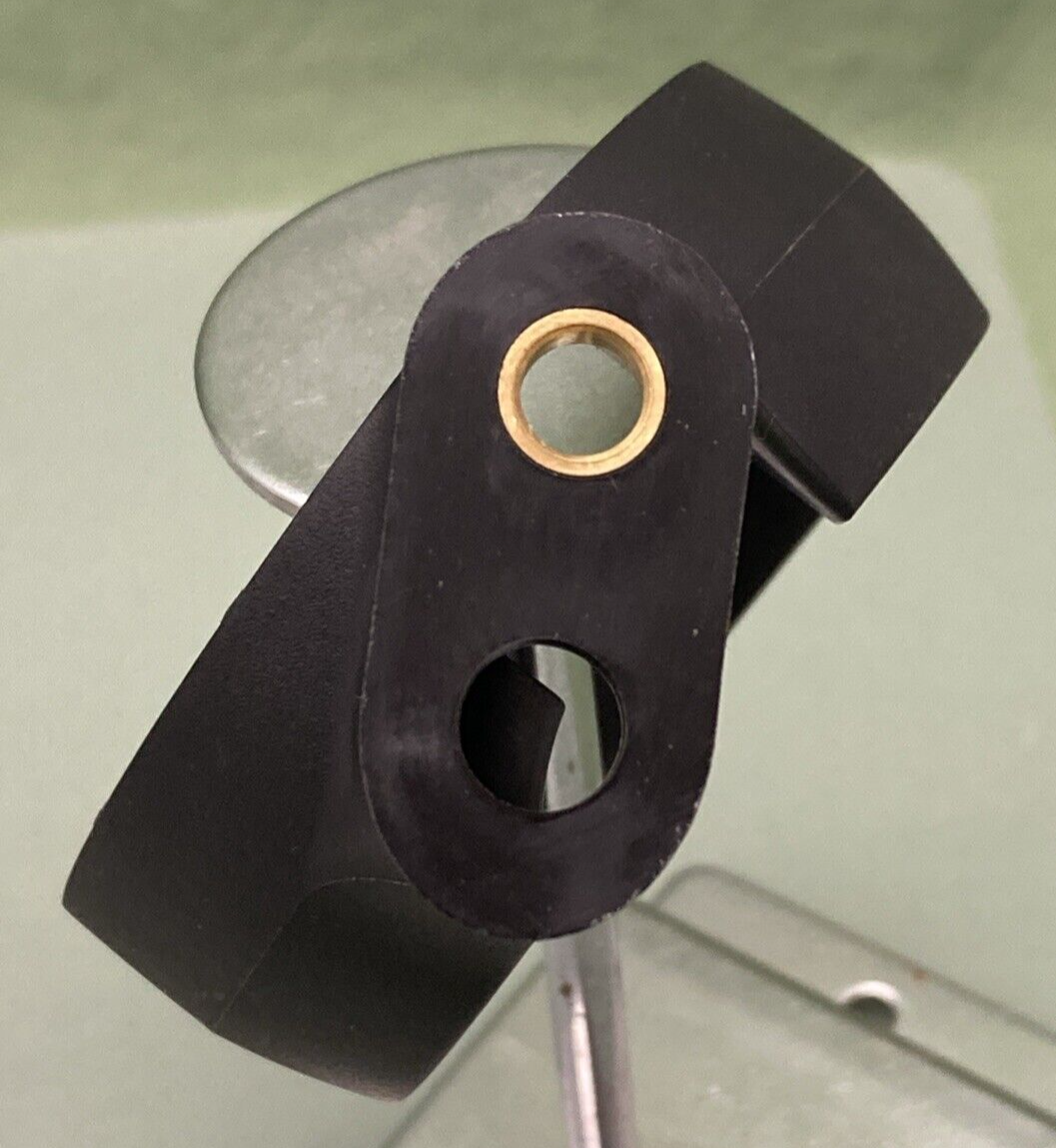 NEW GENUINE TRIUMPH T2701053 Front Indicator Bracket, Lh