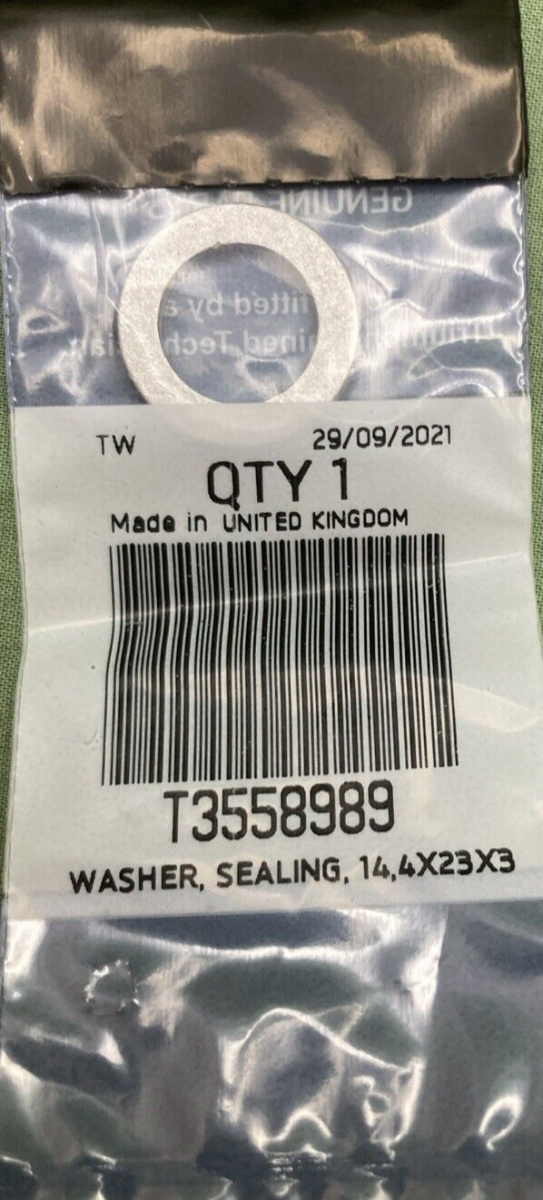 NEW GENUINE TRIUMPH T3990037 ENGINE SERVICE KIT COMPLETE