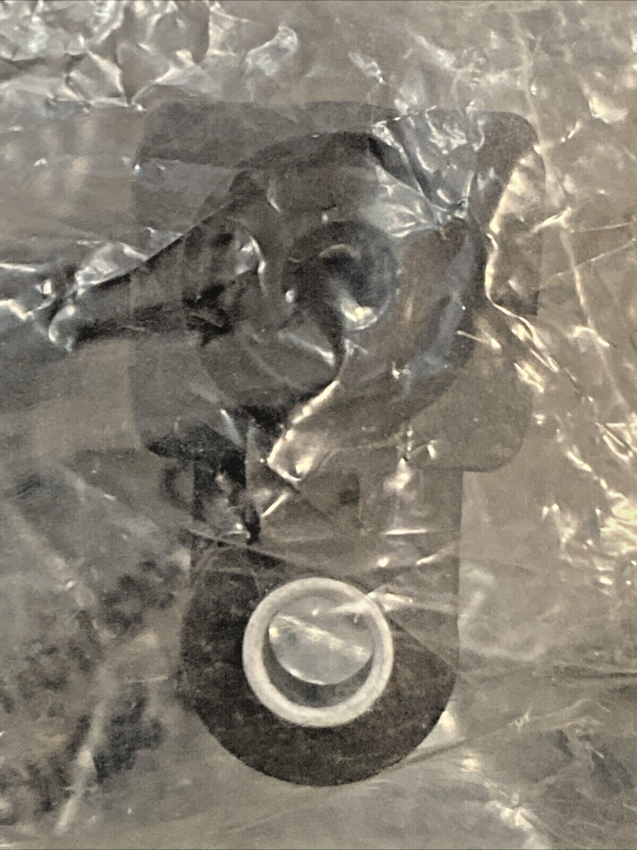 NEW GENUINE BMW 13537703172 Fuel Distributor 2003-2006 R 1200 GS