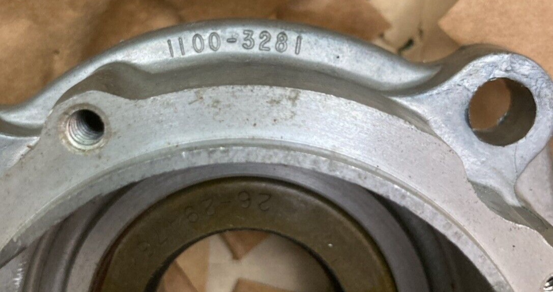 NEW GENUINE QUICKSILVER 1100-3281A1 END CAP ASSEMBLY UPPER