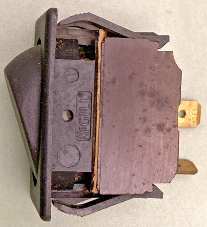 NEW REPLACES MCGILL 0851-0001N ROCKER SPST 10A, 250VAC 15A, 125VAC 3/4HP, 125-25