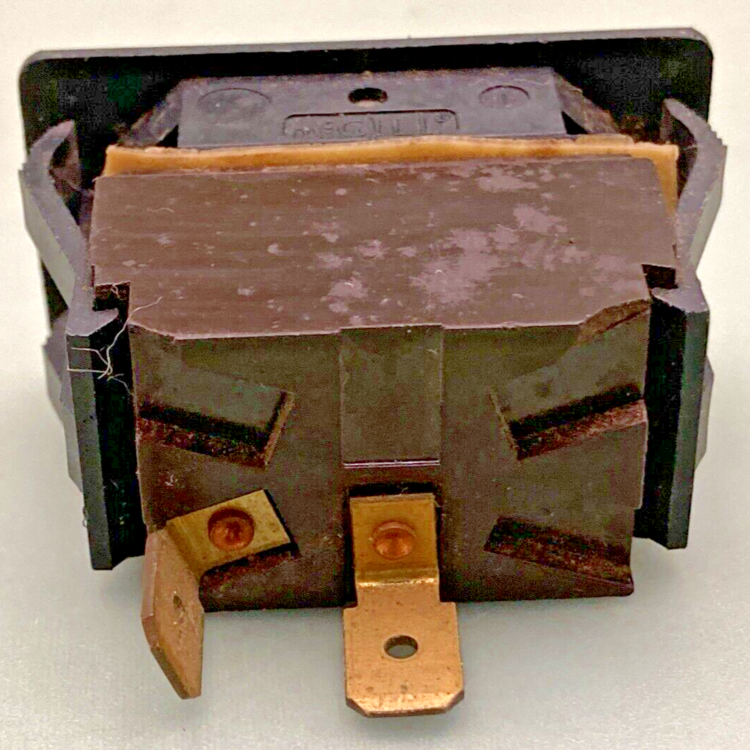 NEW REPLACES MCGILL 0851-0001N ROCKER SPST 10A, 250VAC 15A, 125VAC 3/4HP, 125-25
