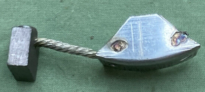 NEW GENUINE DELCO REMY 193503 BRUSH ASSEMBLY 26041 W/ HARDWARE