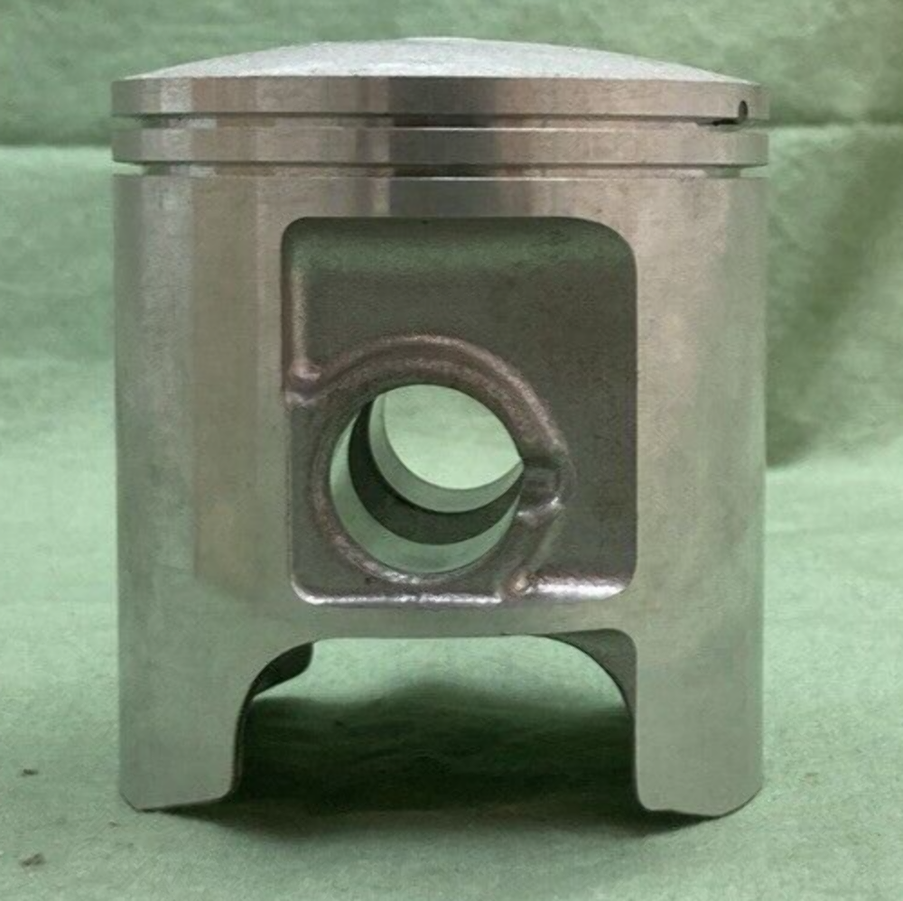 NEW GENUINE SUZUKI 12110-41603-050 PISTON